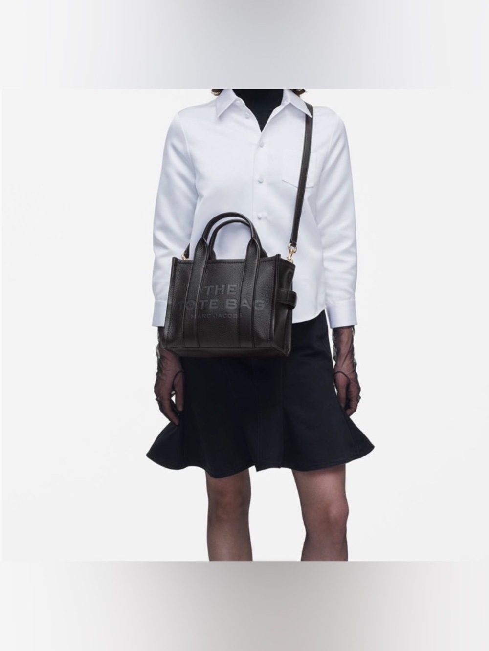Marc Jacobs The Tote Bag — SMALL - Picture 10 of 10